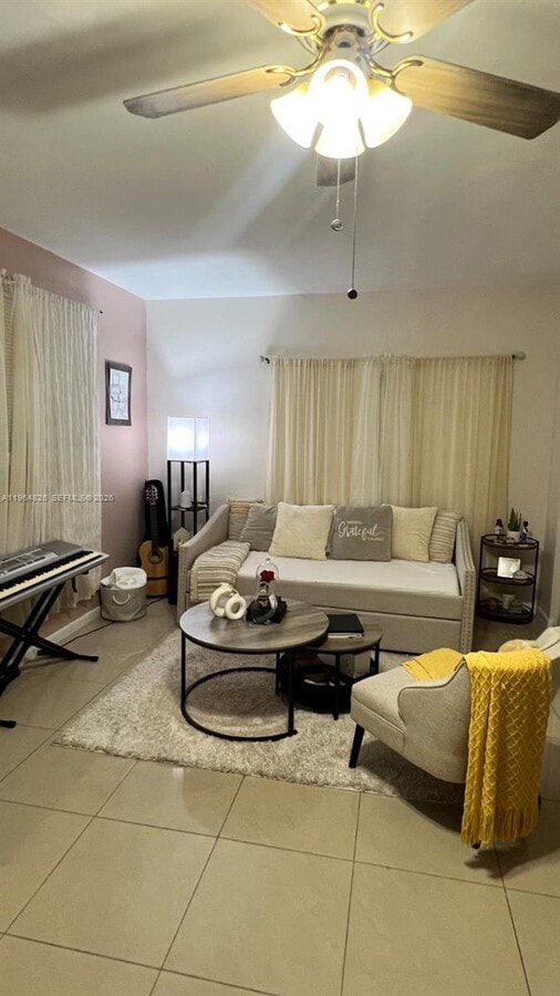 Photo - 2622 Grant St Unidad A