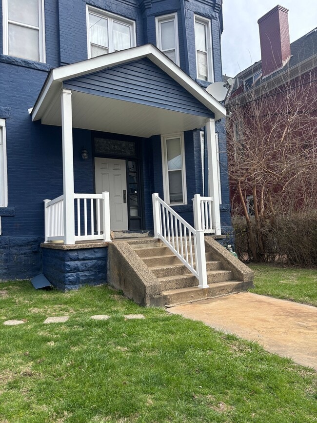 Building Photo - 6339 Marchand St