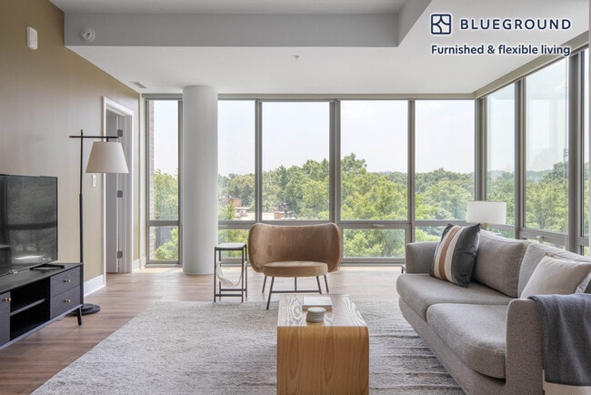 Photo - 1446 S Grant St Unidad FL5-ID698