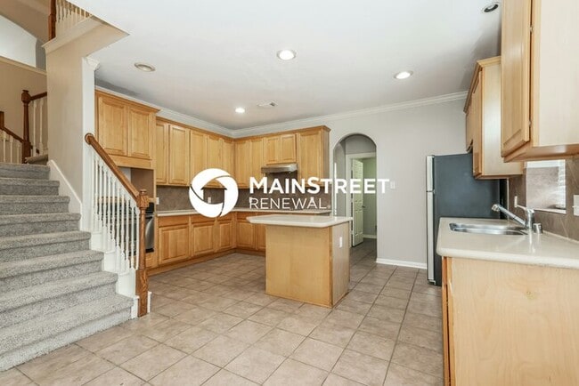 Photo - 4 Bedroom Pet-Friendly Home in Humble, TX with Main Street Renewal