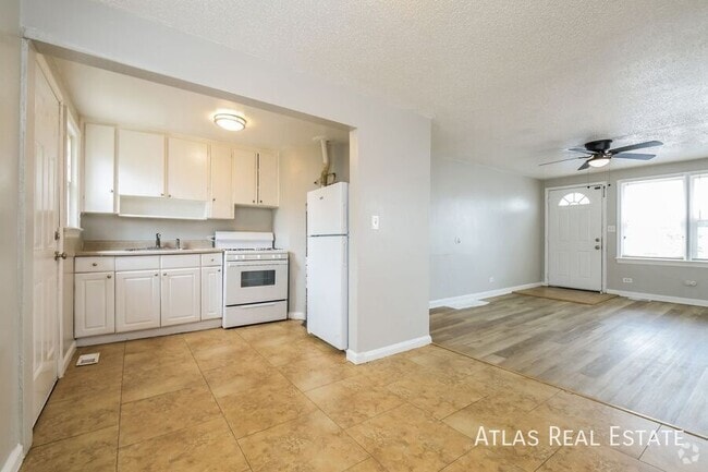 Building Photo - 7367 Oneida Dr Rental