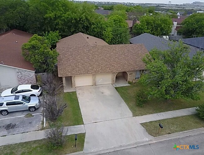 Photo - 1207 Wales Dr
