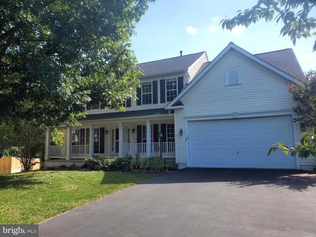 Photo - 20960 Capilano Ct