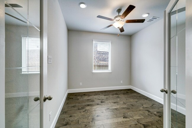 Photo - 2107 Arpeggio Dr