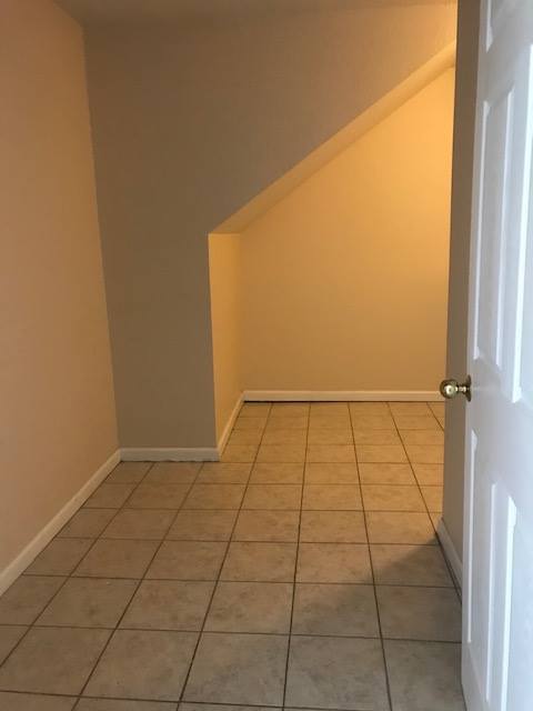 Photo - 510 S Poplar St