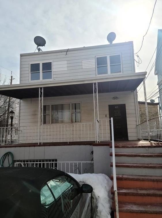 Building Photo - 401 4th St Unit 2 Rental