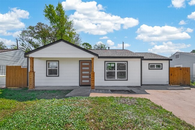 Photo - 3209 McCrarey Dr