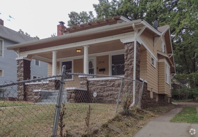 Building Photo - 3 Bed 2 Bath ready to rent! Rental