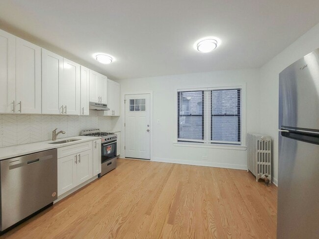 Photo - 931 1/2 W Sunnyside Ave Apartment Unit 1