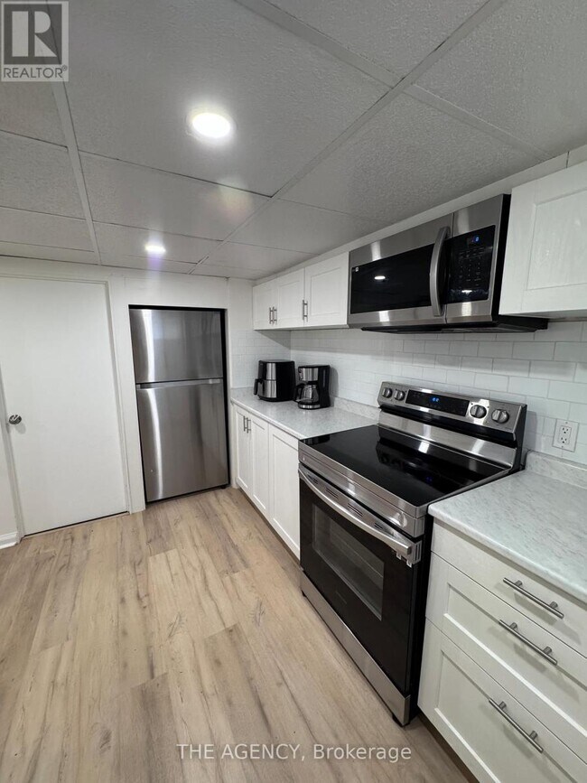 Photo - 26 Beaverbrook Ave
