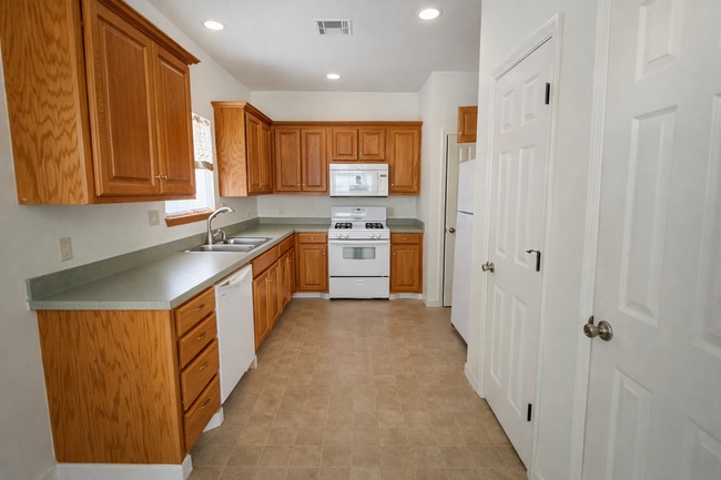 Photo - 508 E Grant Ave