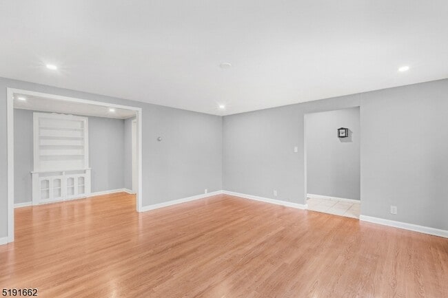 Photo - 27 Hillcrest Rd