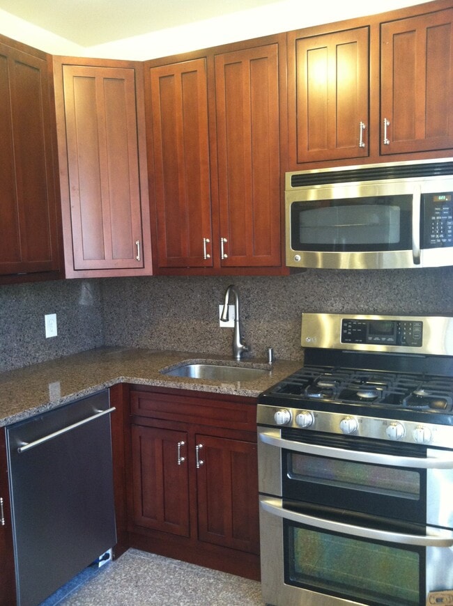 Photo - 75 Seaton Pl NW Unidad 1