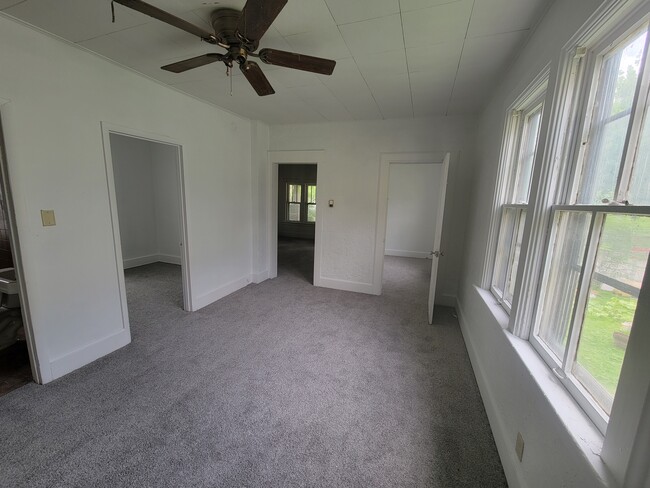 Photo - 2560 S Austin St