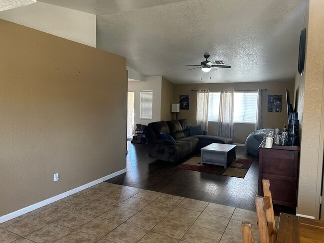 Photo - 6125 E 41st Pl
