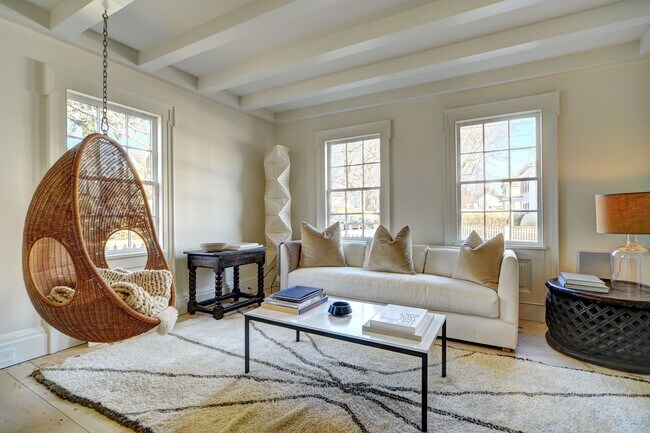 Photo - 23 Concord St