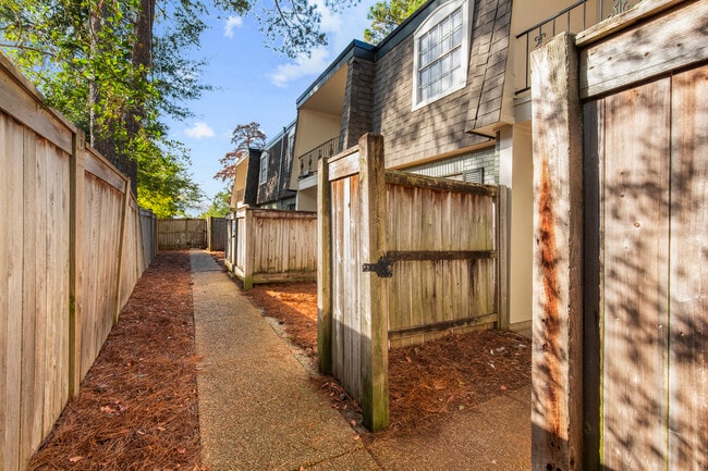 Vieux Carre Apartments