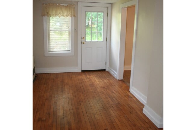 Photo - 152 Edgewood Rd