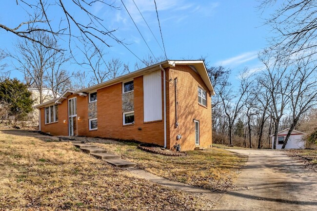 Photo - 6469 Fleetwood Dr
