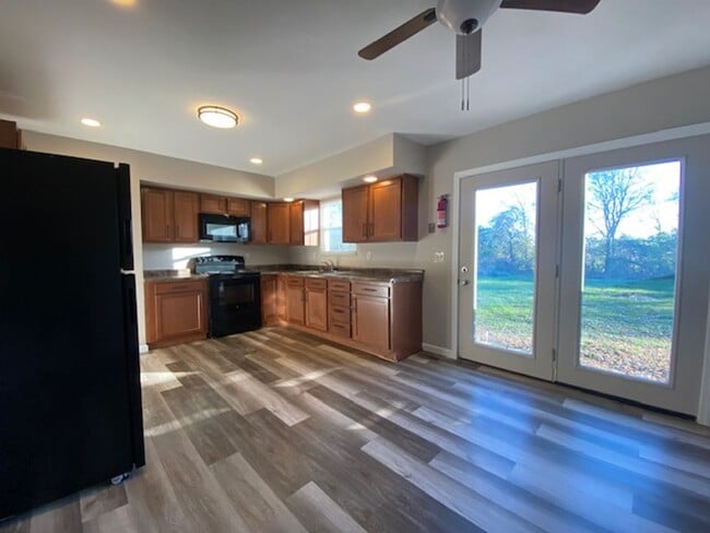 Photo - Welcome to this charming two-bedroom, one-bathroom double located in the heart of Springfield, OH+