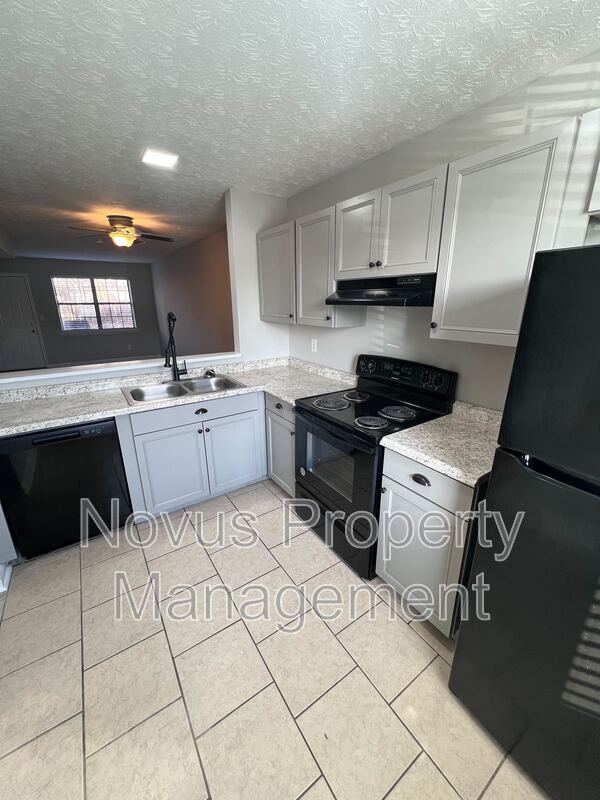 Photo - 619 South St