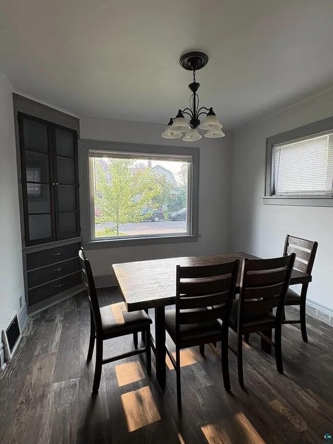 Photo - 1905 Baxter Ave