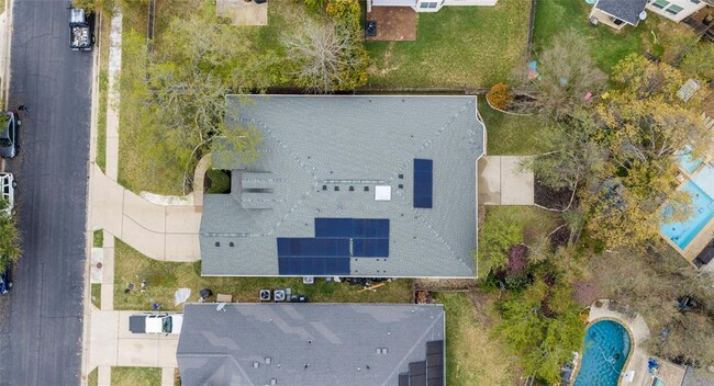 Photo - 2527 Crenshaw Dr