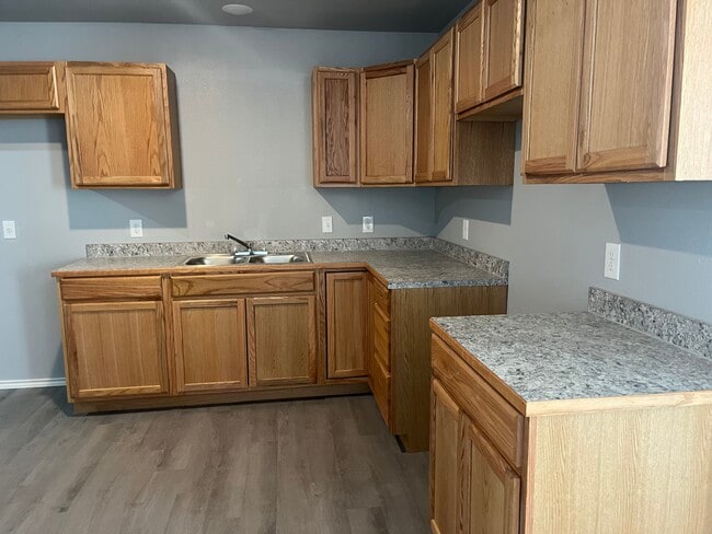 Photo - 2024 S Avenue I Unit Apt C