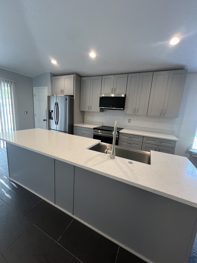 Photo - 12720 Daylight Trail House