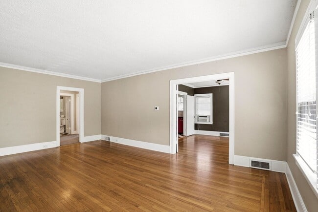 Photo - MF 43 - Kelly Avenue Unit MF 43 - 3738