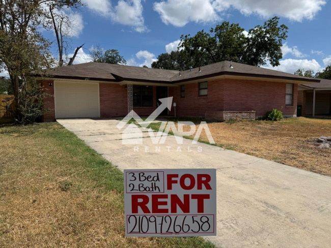 Building Photo - 4907 Stoneleigh Dr Rental