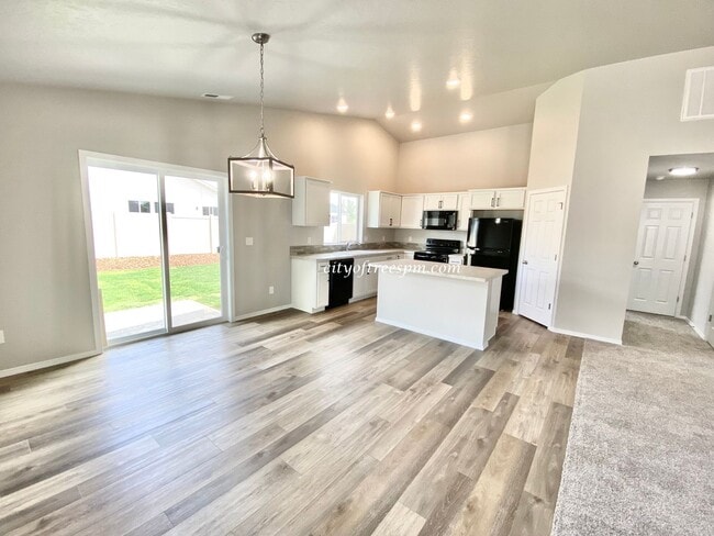 Photo - Beautiful Home in South Nampa