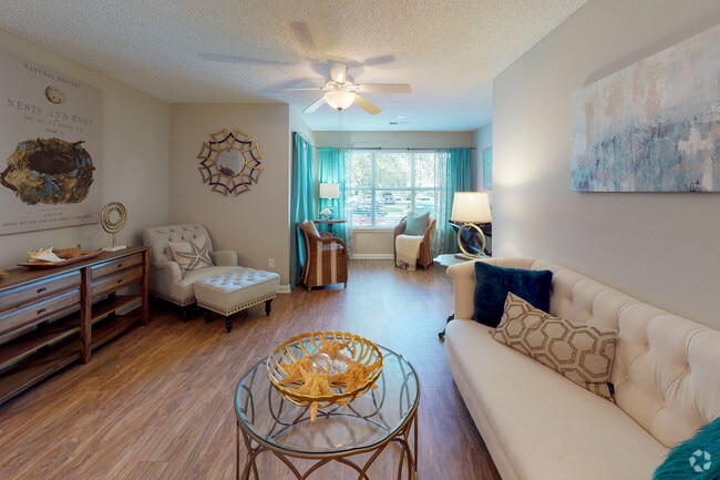 3 HAB, 2 BA: 1189 ft² - HarborOne