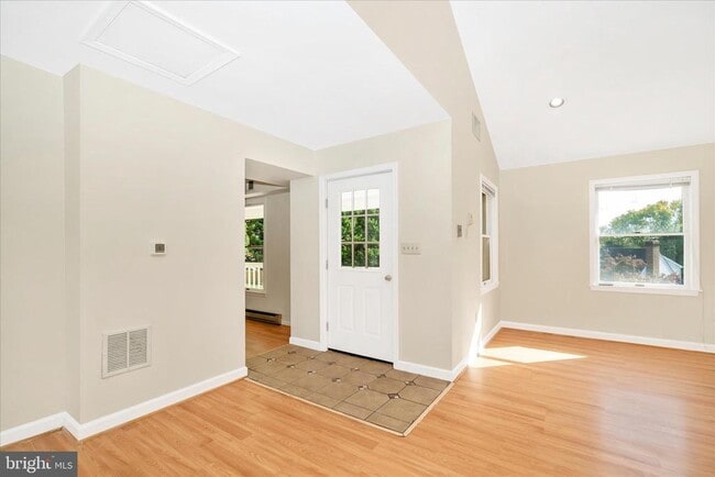 Building Photo - 180 Wicomico Dr