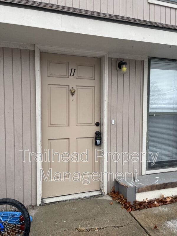 Photo - 219 N Garrison Ave Townhome