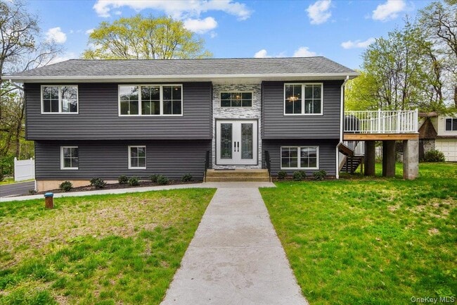 Photo - 10 Sandhage Dr