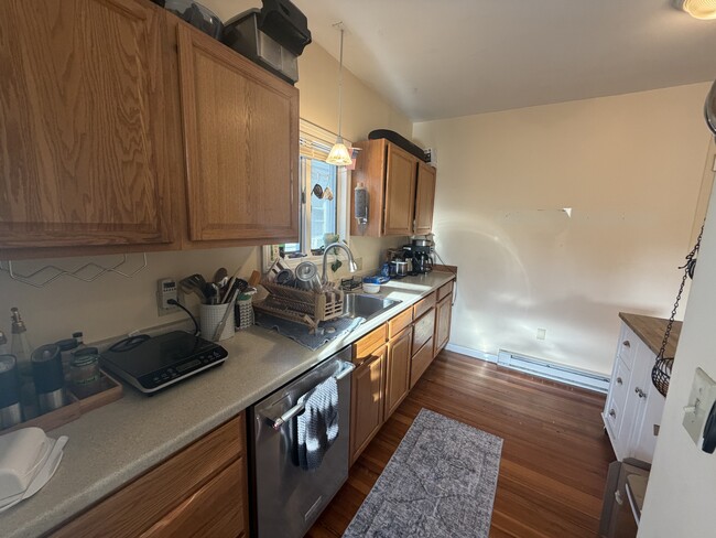Photo - 127 Hillsdale Rd Unit APT2
