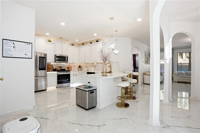 Photo - 341 Emporia Loop