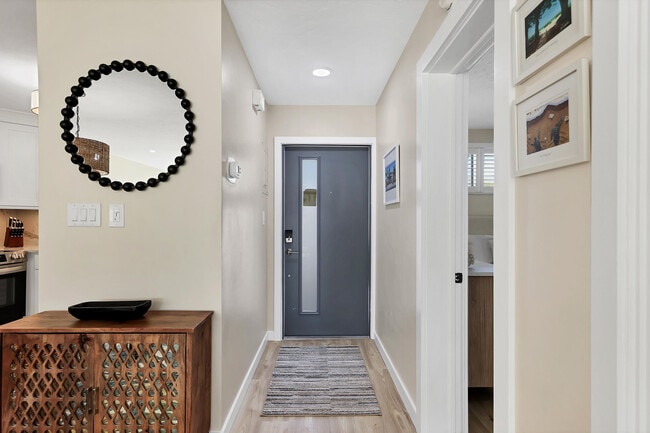 Photo - 500 S Washington Dr