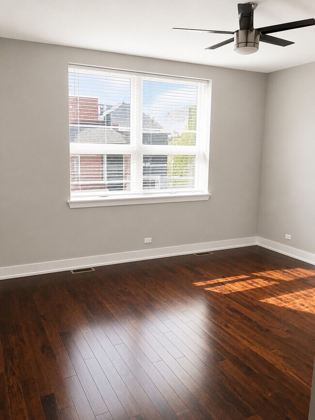 Photo - 6115 N Elston Ave Unit 3