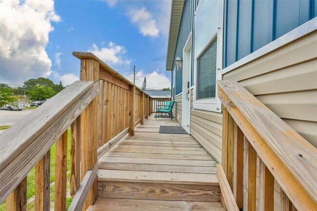 Photo - 1169 8th Ave NE