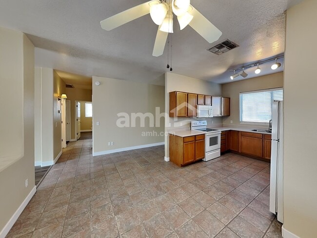 Photo - 13571 W Post Dr