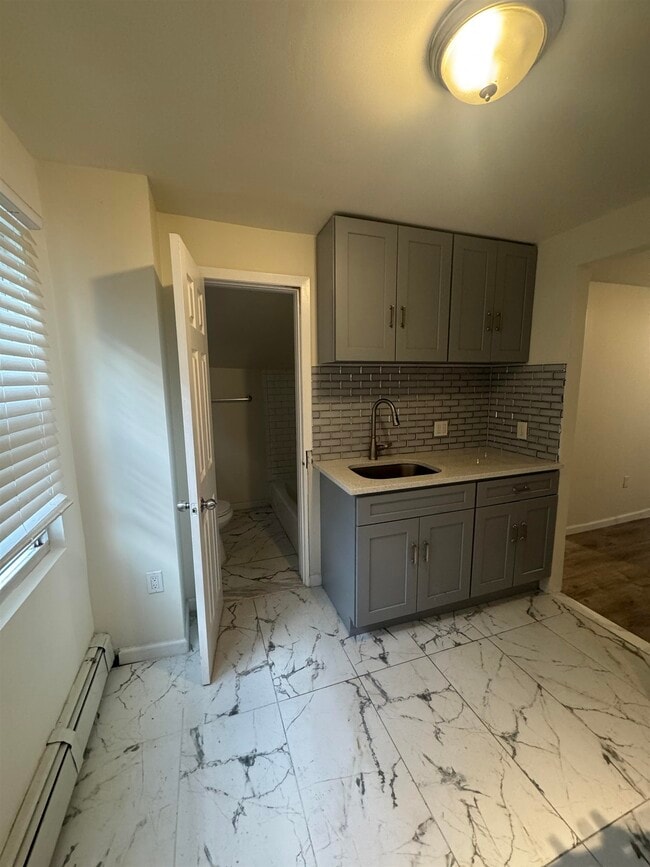 Photo - 386 Kennedy Dr Unit 2