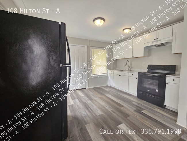 Photo - 108 Hilton St