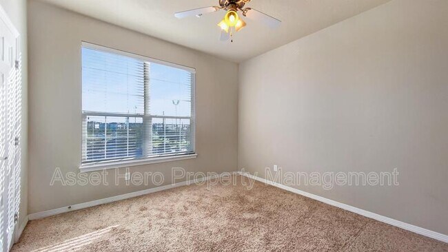 Photo - 1198 Jones-Butler Rd Unidad 2106