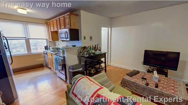 Building Photo - 402 Highland Ave