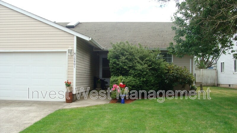 Photo - 16401 NE 8th St