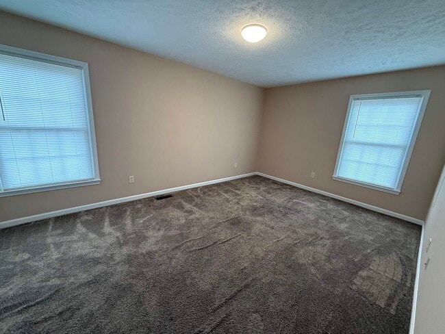 Photo - 226 Hickory Trail