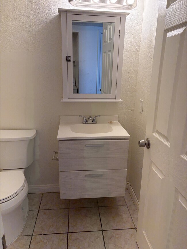 Photo - 1832 Goldfield St Unit 1