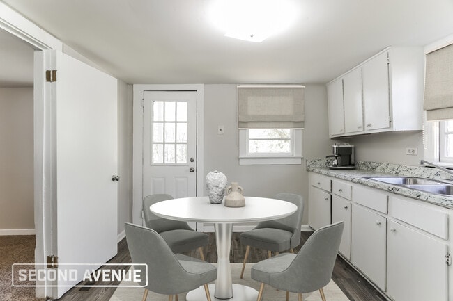 Photo - 502 Exeter Ave